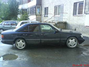 1991 Mercedes-Benz E-Class Photos