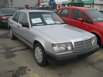 1992 Mercedes-Benz E-Class