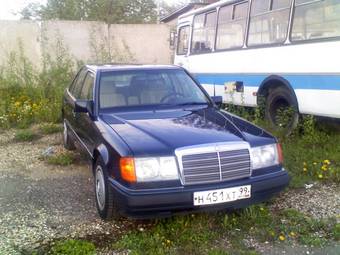 1992 Mercedes-Benz E-Class