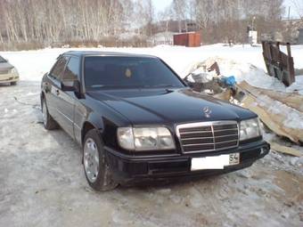 1992 Mercedes-Benz E-Class Pictures