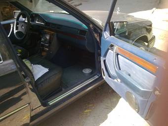 1992 Mercedes-Benz E-Class Pics
