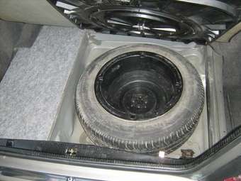 1993 Mercedes-Benz E-Class Pictures