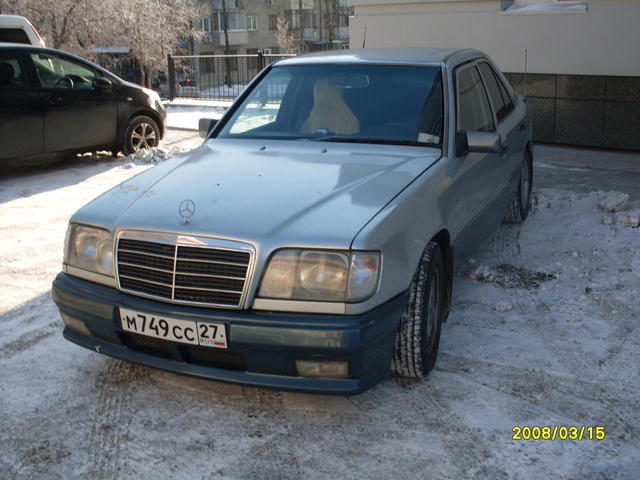 1993 Mercedes-Benz E-Class