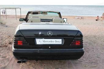 1993 Mercedes-Benz E-Class Photos