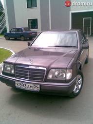 1993 Mercedes-Benz E-Class Photos