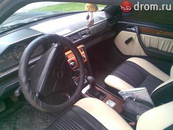 1993 Mercedes-Benz E-Class Photos