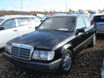 1993 Mercedes-Benz E-Class