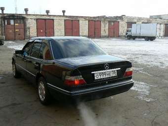 1994 Mercedes-Benz E-Class Pics