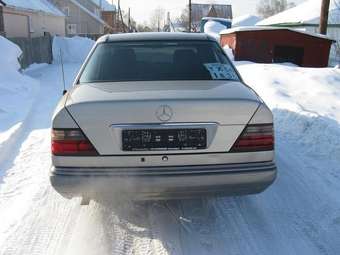 1994 Mercedes-Benz E-Class Wallpapers