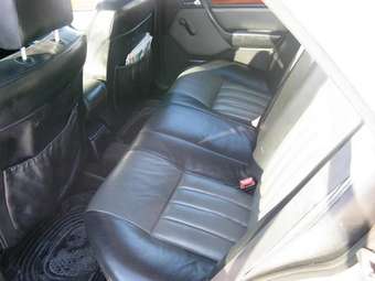 1994 Mercedes-Benz E-Class Pictures