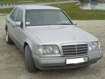 1994 Mercedes-Benz E-Class Photos