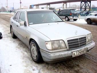 1994 Mercedes-Benz E-Class Pictures