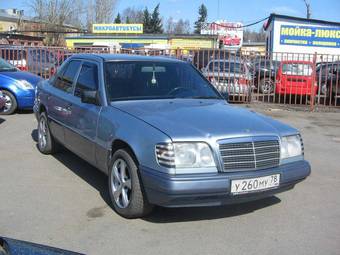 1994 Mercedes-Benz E-Class Pictures