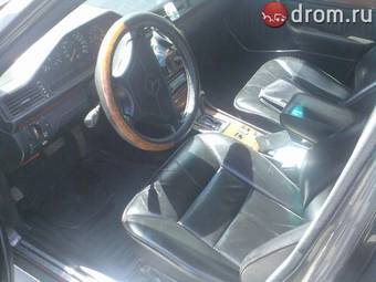 1994 Mercedes-Benz E-Class Pictures