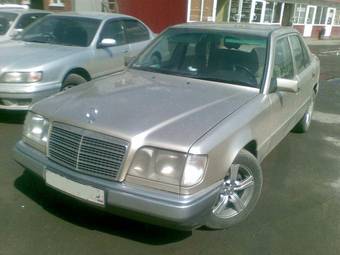 1994 Mercedes-Benz E-Class Pics