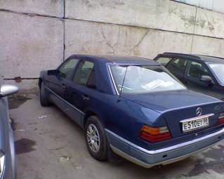 1994 Mercedes-Benz E-Class Photos