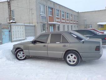 1994 Mercedes-Benz E-Class