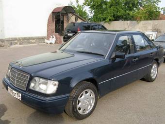 1994 Mercedes-Benz E-Class Photos