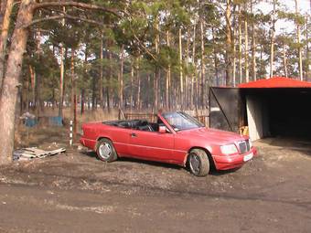 1994 Mercedes-Benz E-Class Photos