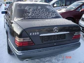 1995 Mercedes-Benz E-Class Photos