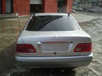 1995 Mercedes-Benz E-Class Pictures