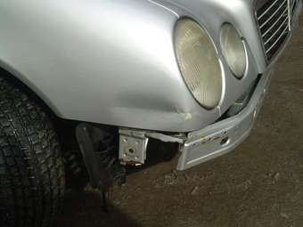 1995 Mercedes-Benz E-Class Pictures