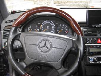 1995 Mercedes-Benz E-Class Pics