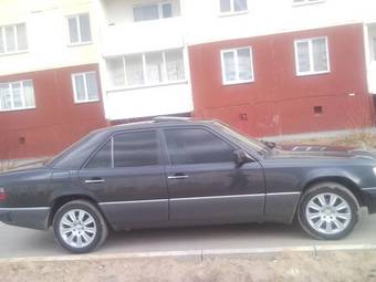 1995 Mercedes-Benz E-Class Photos