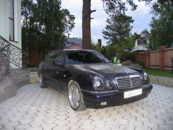 1995 Mercedes-Benz E-Class Wallpapers