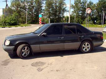 1995 Mercedes-Benz E-Class Pictures