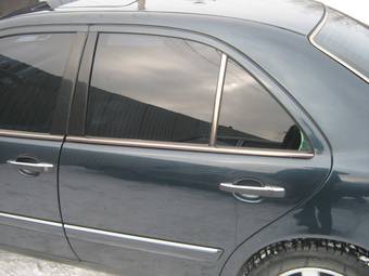 1995 Mercedes-Benz E-Class Pictures