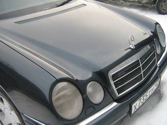 1995 Mercedes-Benz E-Class Pics