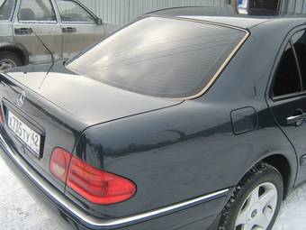 1995 Mercedes-Benz E-Class Wallpapers