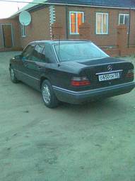 1995 Mercedes-Benz E-Class Pictures