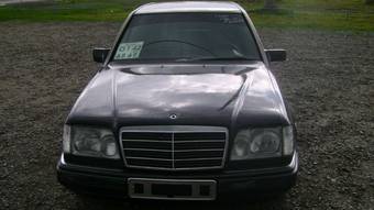 1995 Mercedes-Benz E-Class Photos