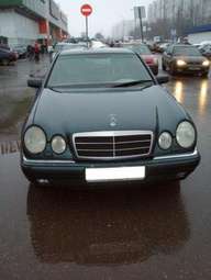 1996 Mercedes-Benz E-Class Photos