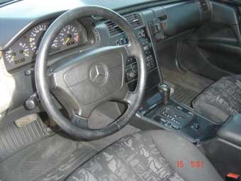 1996 Mercedes-Benz E-Class Pictures