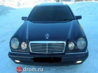 1996 Mercedes-Benz E-Class Images