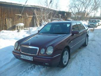 1996 Mercedes-Benz E-Class Pictures