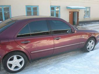 1996 Mercedes-Benz E-Class Photos