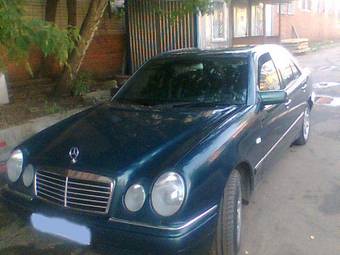 1996 Mercedes-Benz E-Class Pictures