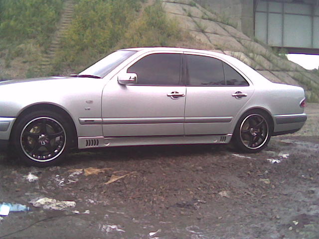 1996 Mercedes-Benz E-Class