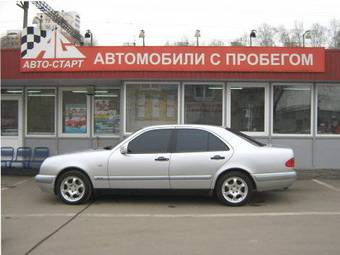 1996 Mercedes-Benz E-Class Pictures