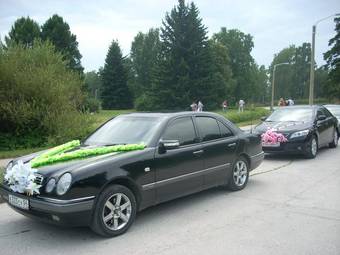 1996 Mercedes-Benz E-Class Photos