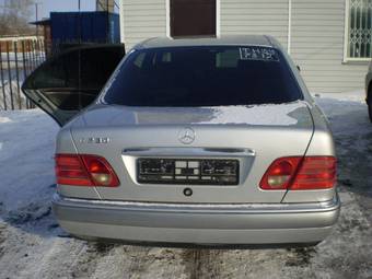 1996 Mercedes-Benz E-Class Photos