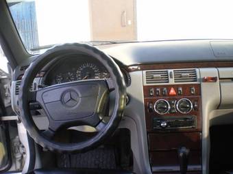 1996 Mercedes-Benz E-Class Photos