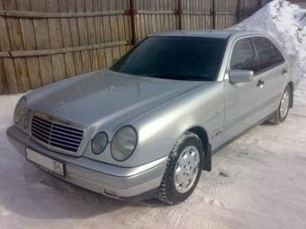 1996 Mercedes-Benz E-Class Photos