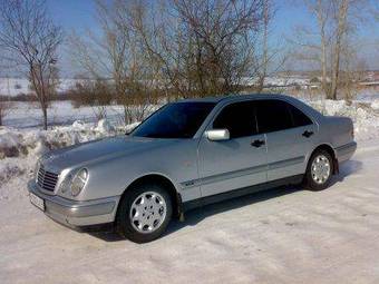 1996 Mercedes-Benz E-Class Photos