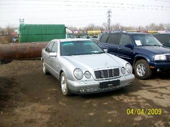 1996 Mercedes-Benz E-Class Pictures