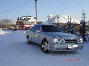 1996 Mercedes-Benz E-Class Pics